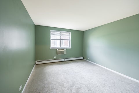 Tiny photo for 1475 Rebecca Drive #208, Hoffman Estates, IL 60169 (MLS # 12751396)