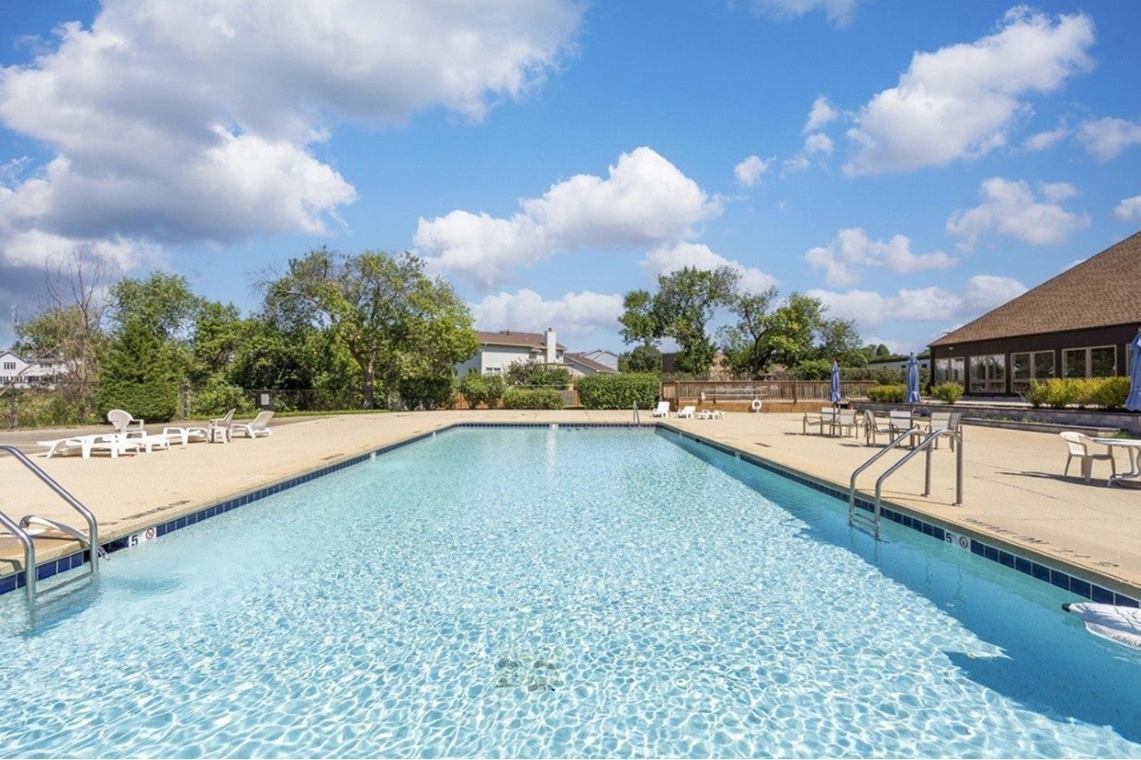 1475 Rebecca Drive 208