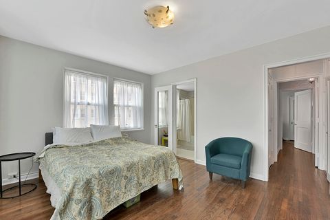 Tiny photo for 5555 N SHERIDAN Road #507, Chicago, IL 60640 (MLS # 12483628)