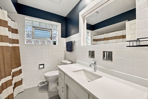 Tiny photo for 10521 Lavergne Avenue, Oak Lawn, IL 60453 (MLS # 12756515)