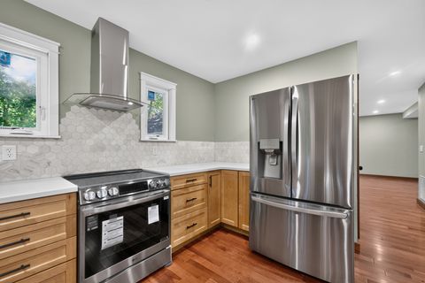 Tiny photo for 704 N Kaskaskia Drive, Dixon, IL 61021 (MLS # 12684685)