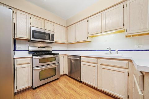 Tiny photo for 114 Woodbury Lane, Lake Bluff, IL 60044 (MLS # 12495914)