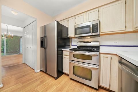 Tiny photo for 114 Woodbury Lane, Lake Bluff, IL 60044 (MLS # 12495914)