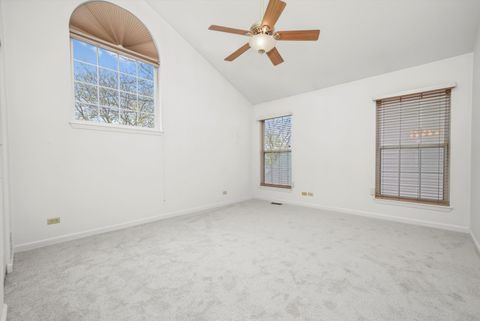 Tiny photo for 114 Woodbury Lane, Lake Bluff, IL 60044 (MLS # 12495914)