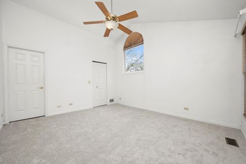 Tiny photo for 114 Woodbury Lane, Lake Bluff, IL 60044 (MLS # 12495914)