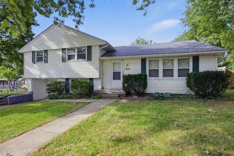 Tiny photo for 615 Richards Lane, Champaign, IL 61820 (MLS # 12722508)