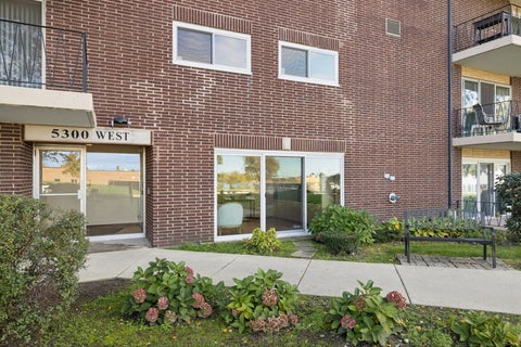 Tiny photo for 5300 Walnut Avenue #10A, Downers Grove, IL 60515 (MLS # 12791074)