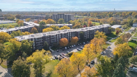 Tiny photo for 5300 Walnut Avenue #10A, Downers Grove, IL 60515 (MLS # 12791074)