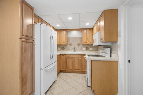 Tiny photo for 5300 Walnut Avenue #10A, Downers Grove, IL 60515 (MLS # 12791074)