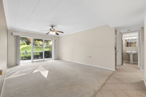 Tiny photo for 5300 Walnut Avenue #10A, Downers Grove, IL 60515 (MLS # 12791074)