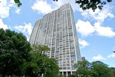 Photo of 2800 N Lake Shore Drive #3912, Chicago, IL 60657 (MLS # 12444730)