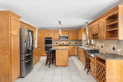 Tiny photo for 13124 W Beaver Lake Drive, Homer Glen, IL 60491 (MLS # 12581192)