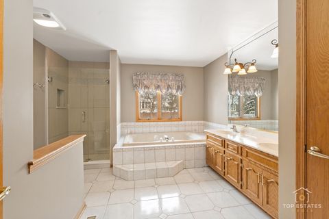 Tiny photo for 13124 W Beaver Lake Drive, Homer Glen, IL 60491 (MLS # 12581192)