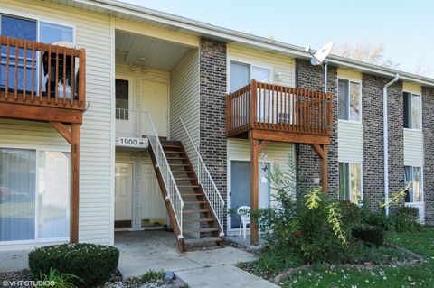 Photo of 1900 Light Road #210, Oswego, IL 60543 (MLS # 12601583)