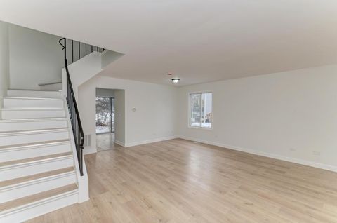 Tiny photo for 2843 Dorothy Drive, Aurora, IL 60504 (MLS # 12557680)