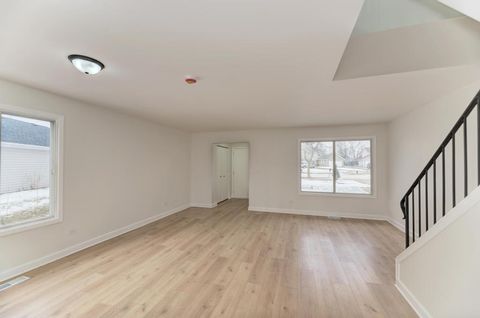 Tiny photo for 2843 Dorothy Drive, Aurora, IL 60504 (MLS # 12557680)