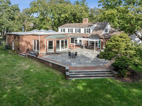 Tiny photo for 32 Meadowview Drive, Northfield, IL 60093 (MLS # 12479842)