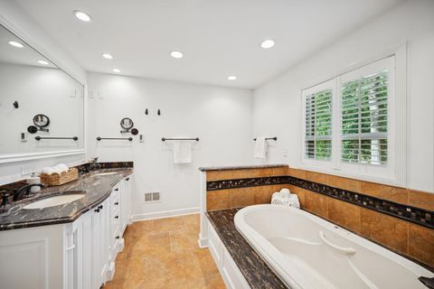 Tiny photo for 32 Meadowview Drive, Northfield, IL 60093 (MLS # 12479842)