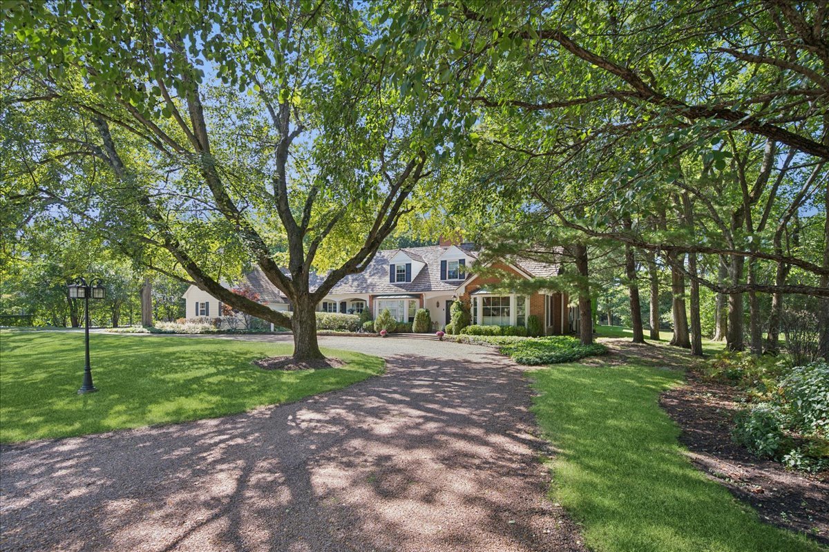 32 Meadowview Drive