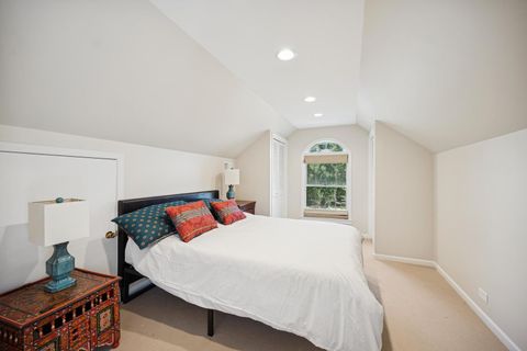 Tiny photo for 32 Meadowview Drive, Northfield, IL 60093 (MLS # 12479842)