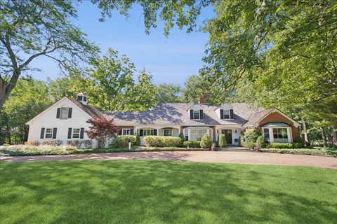 Photo of 32 Meadowview Drive, Northfield, IL 60093 (MLS # 12479842)