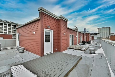 Tiny photo for 2523 S CALUMET Avenue, Chicago, IL 60616 (MLS # 12580983)