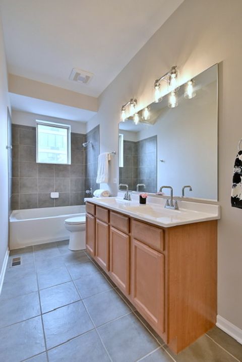 Tiny photo for 2523 S CALUMET Avenue, Chicago, IL 60616 (MLS # 12580983)