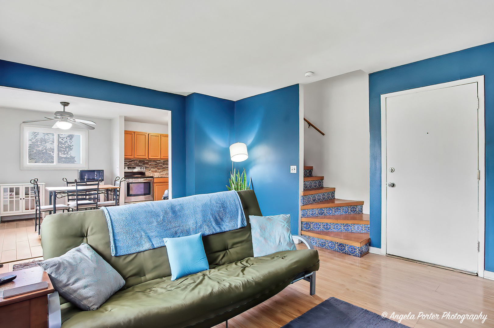 2504 Algonquin Road 3