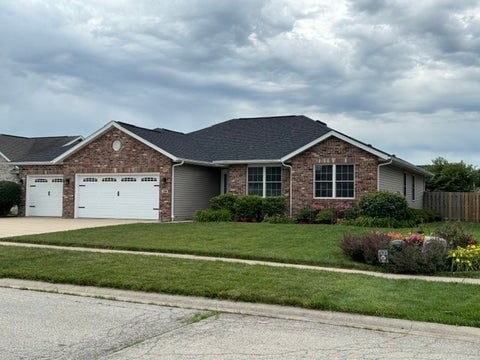 Tiny photo for 318 Piazza Lane, Chatham, IL 62629 (MLS # 12680918)
