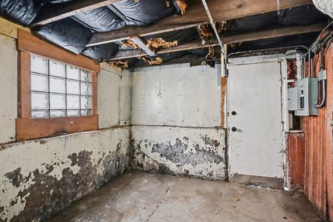 Tiny photo for 4638 N Hamlin Avenue, Chicago, IL 60625 (MLS # 12612300)