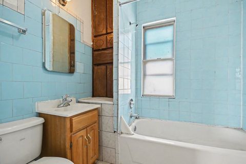 Tiny photo for 4638 N Hamlin Avenue, Chicago, IL 60625 (MLS # 12612300)