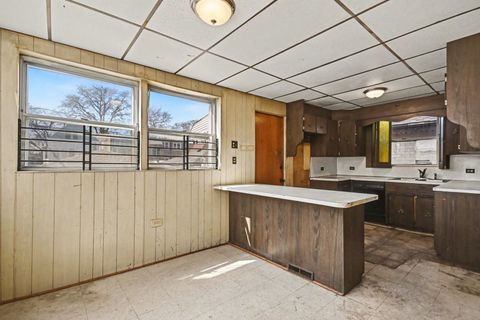 Tiny photo for 4638 N Hamlin Avenue, Chicago, IL 60625 (MLS # 12612300)