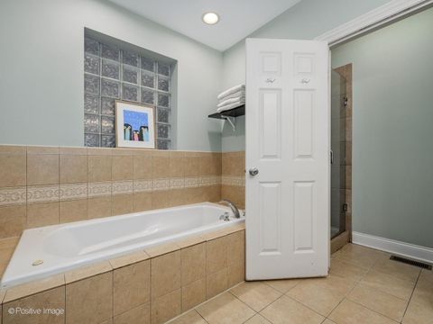 Tiny photo for 1945 W Erie Street #1W, Chicago, IL 60622 (MLS # 12639107)
