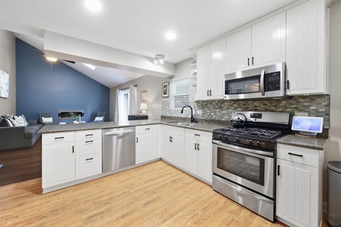 Tiny photo for 21 N Walnut Court, Streamwood, IL 60107 (MLS # 12770263)