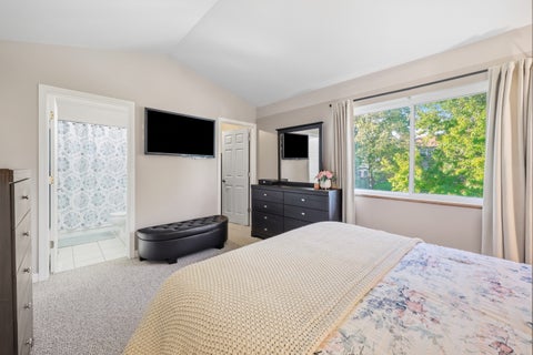 Tiny photo for 21 N Walnut Court, Streamwood, IL 60107 (MLS # 12770263)