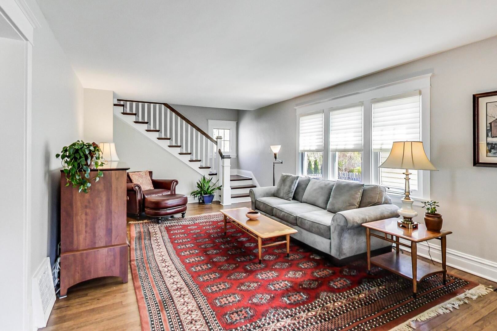 1223 Ridgewood Drive