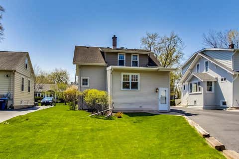 Tiny photo for 1223 Ridgewood Drive, Highland Park, IL 60035 (MLS # 12715083)