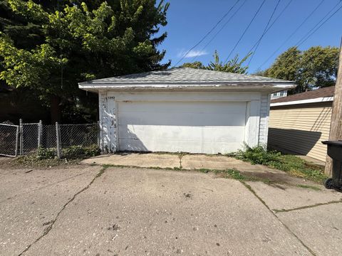 Tiny photo for 1243 Elmwood Avenue, Berwyn, IL 60402 (MLS # 12491154)