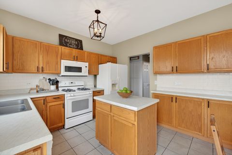 Tiny photo for 1859 Sedgegrass Trail, Aurora, IL 60504 (MLS # 12590309)
