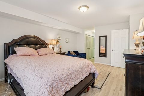 Tiny photo for 3300 N Carriageway Drive #309, Arlington Heights, IL 60004 (MLS # 12576909)