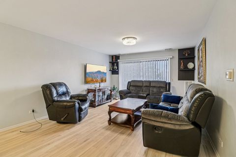 Tiny photo for 3300 N Carriageway Drive #309, Arlington Heights, IL 60004 (MLS # 12576909)