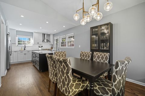 Tiny photo for 1721 Elm Avenue, Northbrook, IL 60062 (MLS # 12471807)