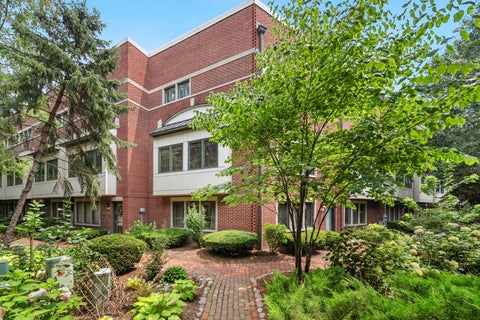 Tiny photo for 2455 W Ohio Street #8E, Chicago, IL 60612 (MLS # 12753178)