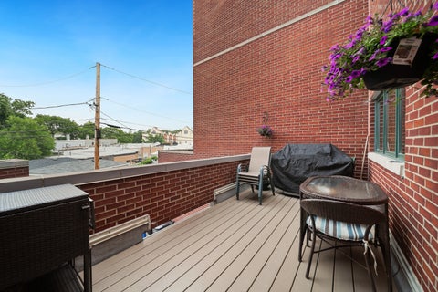 Tiny photo for 2455 W Ohio Street #8E, Chicago, IL 60612 (MLS # 12753178)