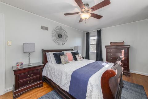 Tiny photo for 3312 N New England Avenue, Chicago, IL 60634 (MLS # 12532273)