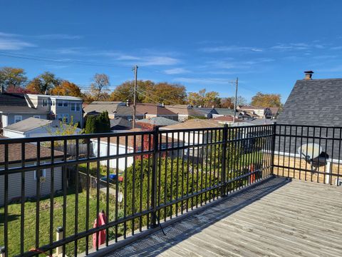 Tiny photo for 3312 N New England Avenue, Chicago, IL 60634 (MLS # 12532273)