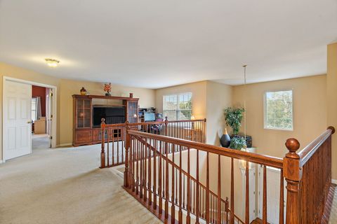Tiny photo for 335 Buffalo Drive, Elgin, IL 60124 (MLS # 12502419)
