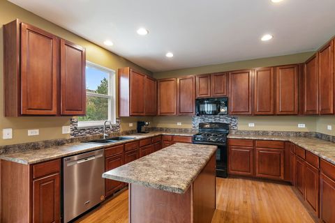 Tiny photo for 335 Buffalo Drive, Elgin, IL 60124 (MLS # 12502419)