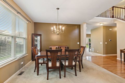 Tiny photo for 335 Buffalo Drive, Elgin, IL 60124 (MLS # 12502419)