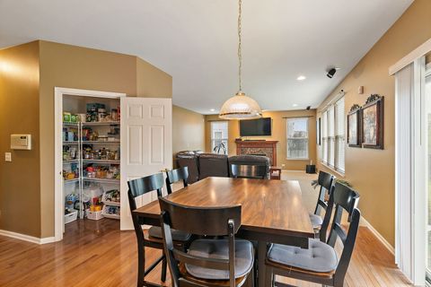 Tiny photo for 335 Buffalo Drive, Elgin, IL 60124 (MLS # 12502419)